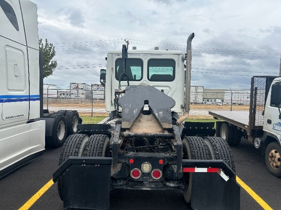 Day Cab Tractor-Heavy Duty Tractors-Freightliner-2021-T11642ST-Oklahoma City-OK-5,104\n\t\tmiles-$ 69,250 - Image 19
