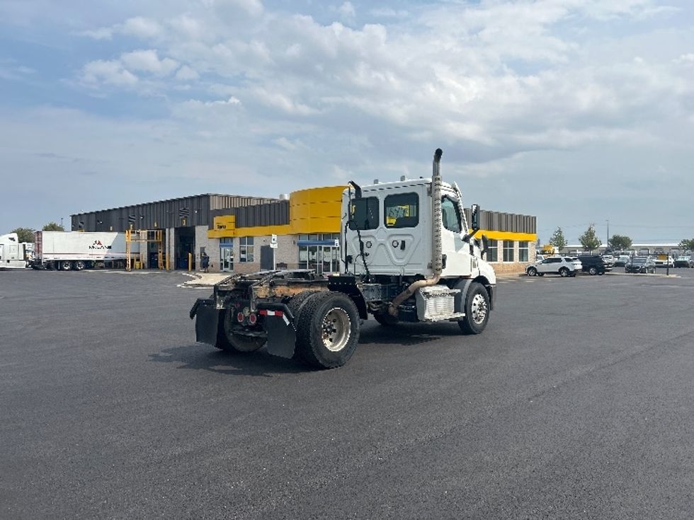 Day Cab Tractor-Heavy Duty Tractors-Freightliner-2021-T11642ST-Oklahoma City-OK-5,104\n\t\tmiles-$ 69,250 - Image 7