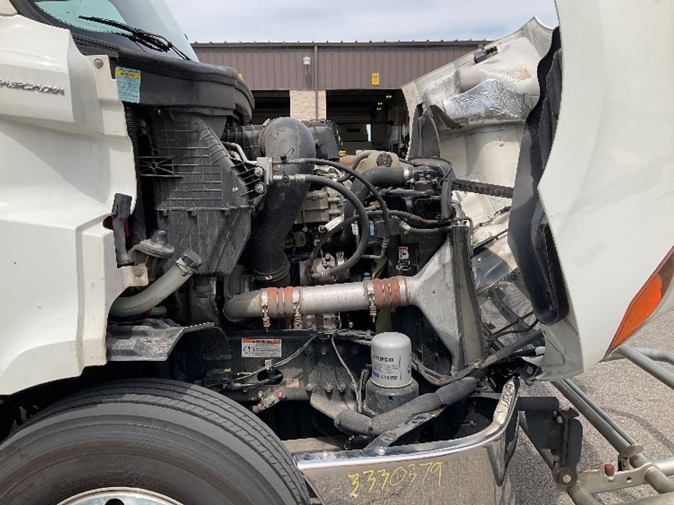 Day Cab Tractor-Heavy Duty Tractors-Freightliner-2021-T11642ST-Piqua-OH-340,180\n\t\tmiles-$ 47,500 - Image 16
