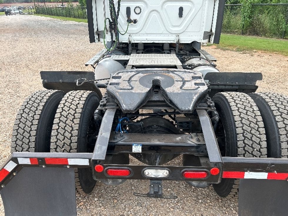 Day Cab Tractor-Heavy Duty Tractors-Freightliner-2021-T11642ST-Tyler-TX-397,393\n\t\tmiles-$ 48,250 - Image 6
