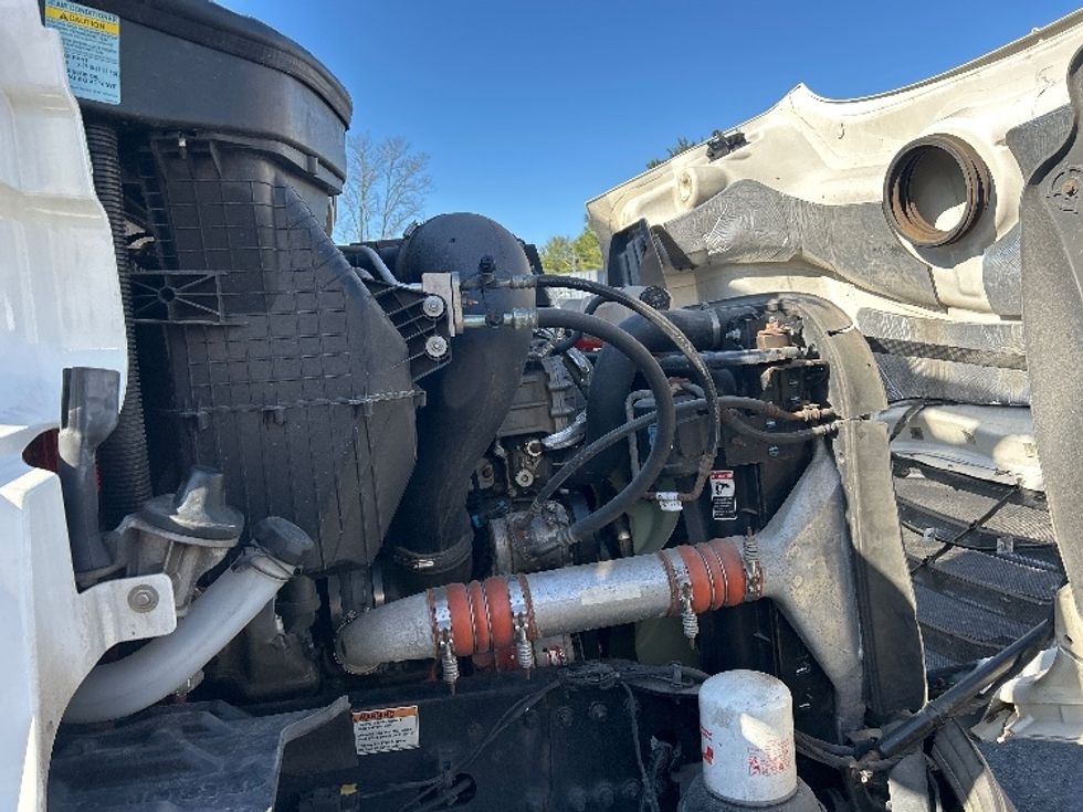 Day Cab Tractor-Heavy Duty Tractors-Freightliner-2021-T11642ST-West Babylon-NY-271,139\n\t\tmiles-$ 46,500 - Image 15