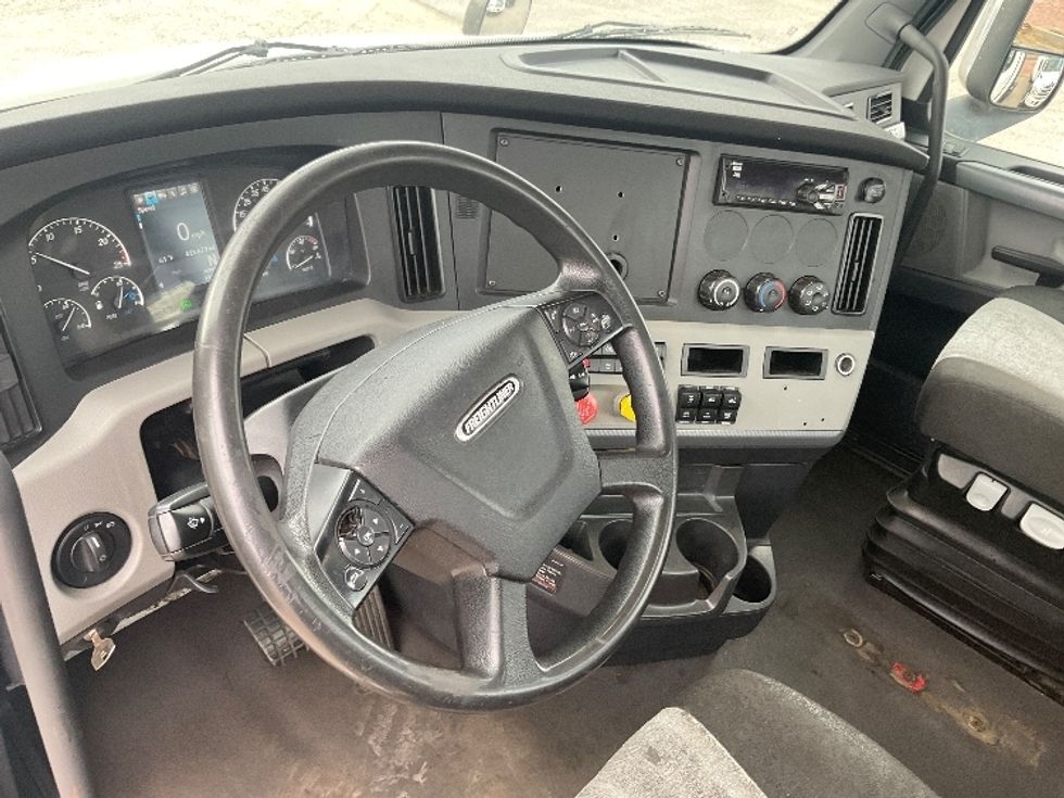 Day Cab Tractor-Heavy Duty Tractors-Freightliner-2021-T11664ST-Albuquerque-NM-419,111\n\t\tmiles-$ 57,500 - Image 10