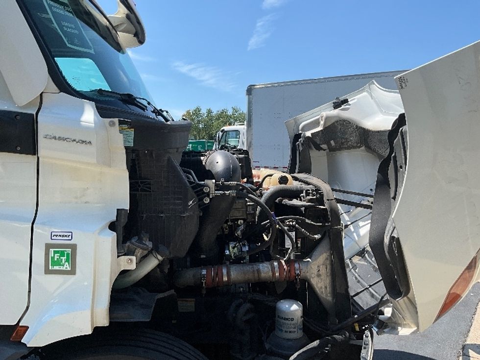 Day Cab Tractor-Heavy Duty Tractors-Freightliner-2021-T11664ST-Alexandria-VA-398,391\n\t\tmiles-$ 54,250 - Image 15