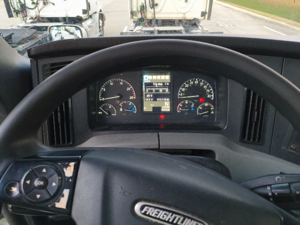 Day Cab Tractor-Heavy Duty Tractors-Freightliner-2021-T11664ST-Arlington-TX-412,080\n\t\tmiles-$ 58,500 - Image 11