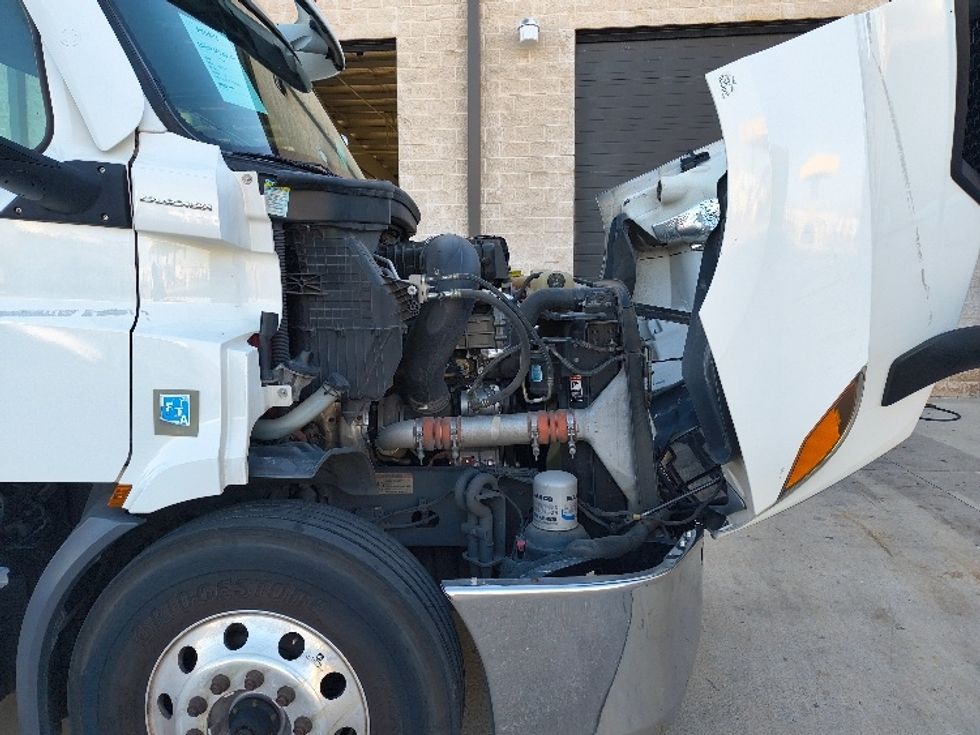 Day Cab Tractor-Heavy Duty Tractors-Freightliner-2021-T11664ST-Arlington-TX-443,825\n\t\tmiles-$ 55,000 - Image 15