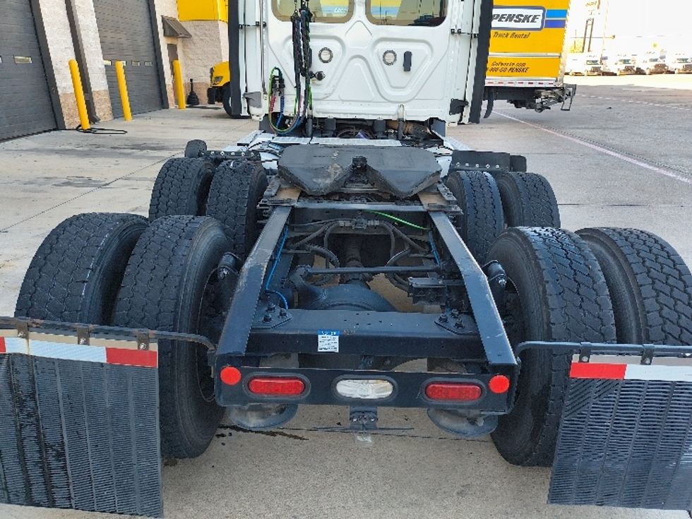 Day Cab Tractor-Heavy Duty Tractors-Freightliner-2021-T11664ST-Arlington-TX-443,825\n\t\tmiles-$ 55,000 - Image 6