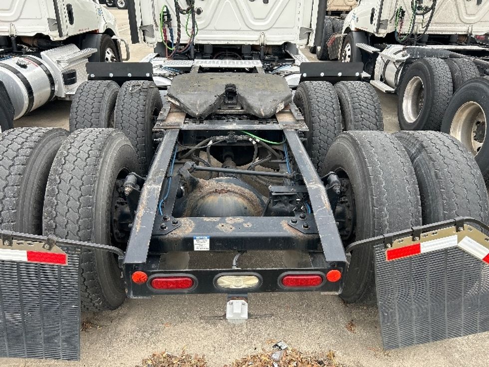 Day Cab Tractor-Heavy Duty Tractors-Freightliner-2021-T11664ST-Arlington-TX-496,545\n\t\tmiles-$ 49,500 - Image 6