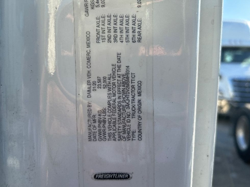 Day Cab Tractor-Heavy Duty Tractors-Freightliner-2021-T11664ST-Arlington-TX-504,161\n\t\tmiles-$ 48,750 - Image 17