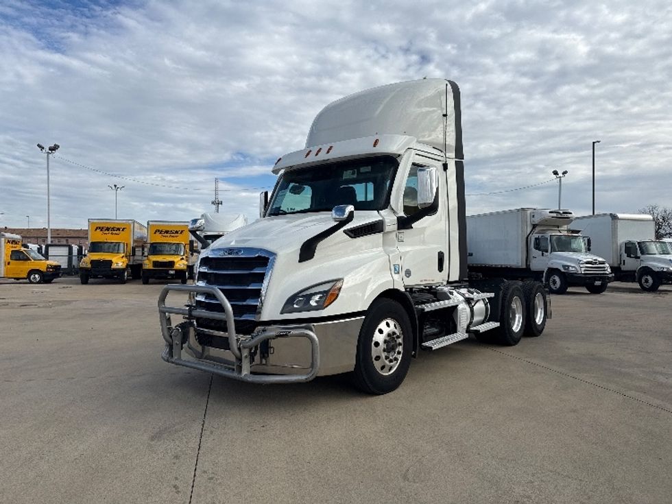Day Cab Tractor-Heavy Duty Tractors-Freightliner-2021-T11664ST-Arlington-TX-515,519\n\t\tmiles-$ 47,500 - Image 3