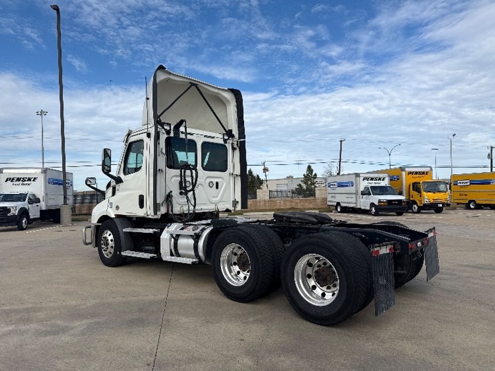 Day Cab Tractor-Heavy Duty Tractors-Freightliner-2021-T11664ST-Arlington-TX-515,519\n\t\tmiles-$ 47,500 - Image 5