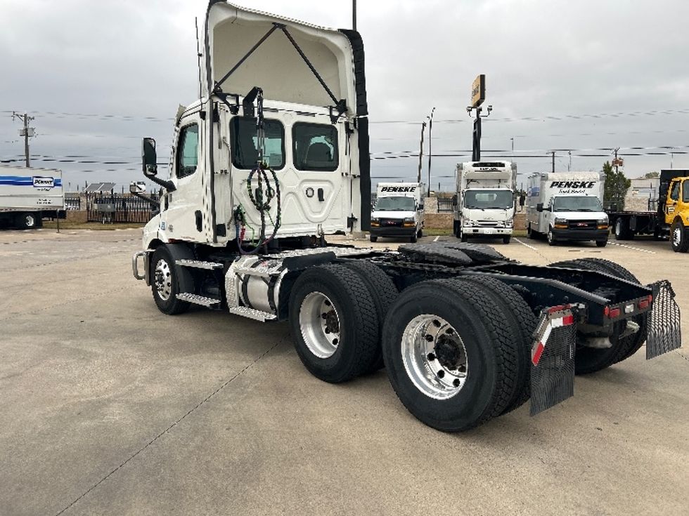 Day Cab Tractor-Heavy Duty Tractors-Freightliner-2021-T11664ST-Arlington-TX-537,337\n\t\tmiles-$ 45,000 - Image 5