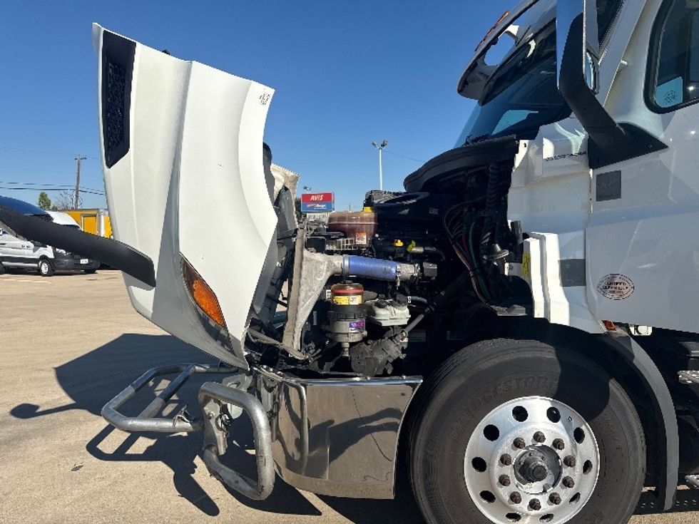 Day Cab Tractor-Heavy Duty Tractors-Freightliner-2021-T11664ST-Arlington-TX-656,838\n\t\tmiles-$ 30,250 - Image 16
