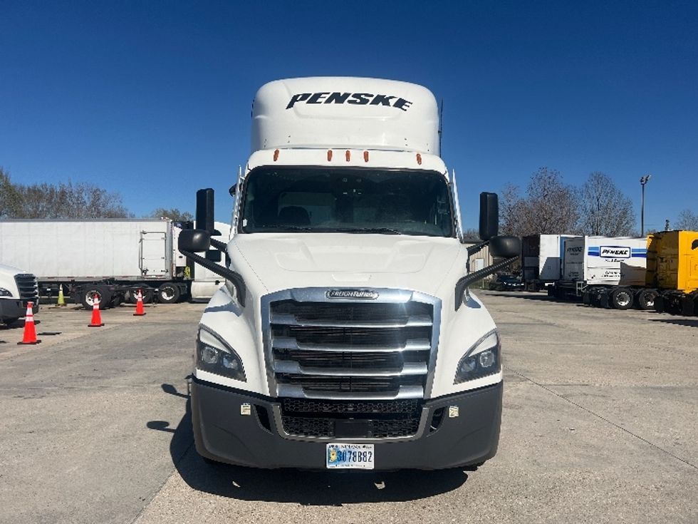 Day Cab Tractor-Heavy Duty Tractors-Freightliner-2021-T11664ST-Baton Rouge-LA-579,098\n\t\tmiles-$ 53,000 - Image 2