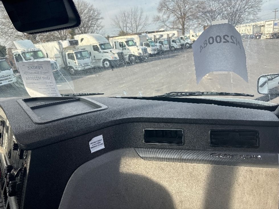 Day Cab Tractor-Heavy Duty Tractors-Freightliner-2021-T11664ST-Burlington-NJ-332,021\n\t\tmiles-$ 55,250 - Image 13