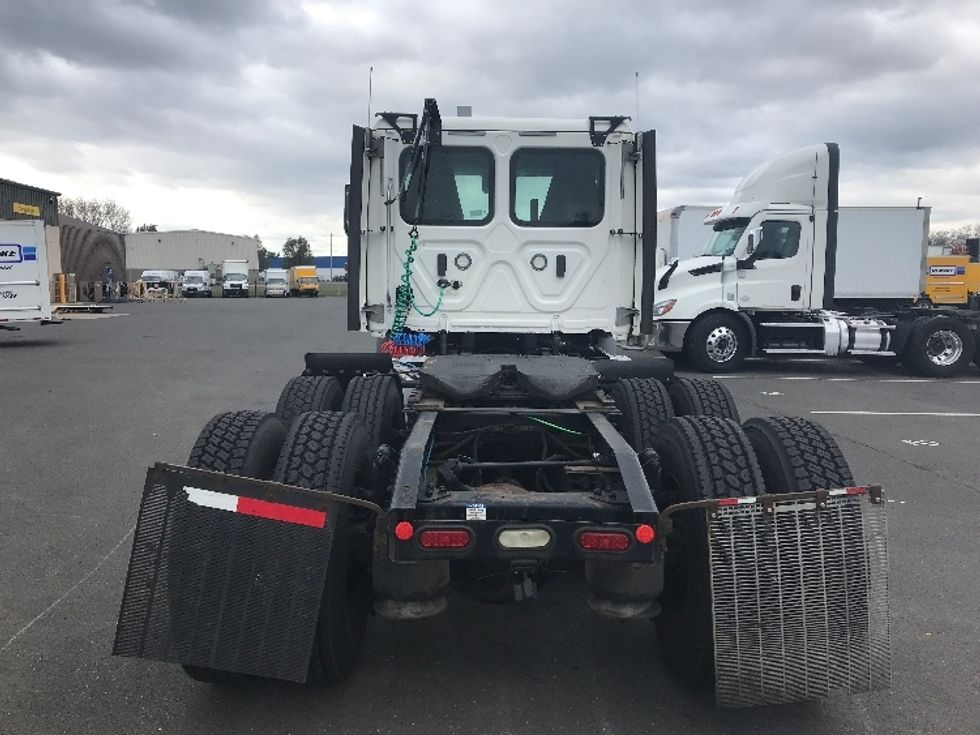 Day Cab Tractor-Heavy Duty Tractors-Freightliner-2021-T11664ST-Burlington-NJ-350,248\n\t\tmiles-$ 56,500 - Image 6