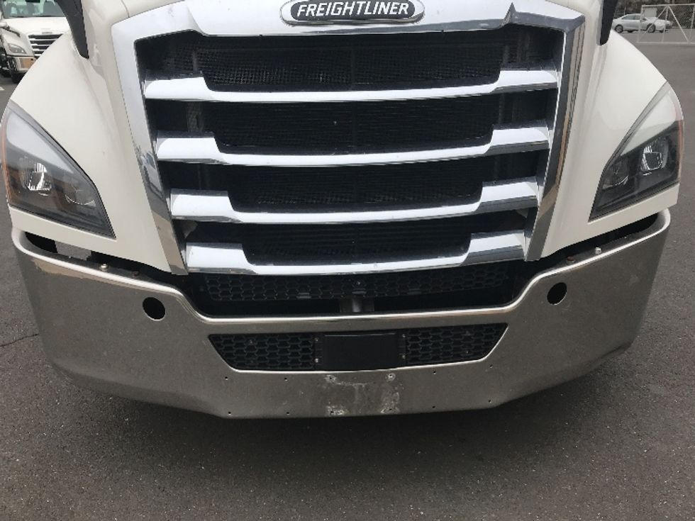 Day Cab Tractor-Heavy Duty Tractors-Freightliner-2021-T11664ST-Burlington-NJ-442,366\n\t\tmiles-$ 48,000 - Image 19