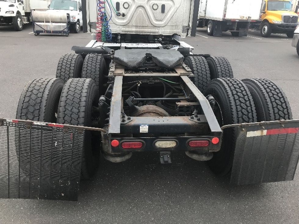 Day Cab Tractor-Heavy Duty Tractors-Freightliner-2021-T11664ST-Burlington-NJ-459,471\n\t\tmiles-$ 46,500 - Image 6