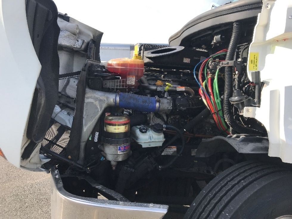 Day Cab Tractor-Heavy Duty Tractors-Freightliner-2021-T11664ST-Burlington-NJ-477,462\n\t\tmiles-$ 44,750 - Image 14