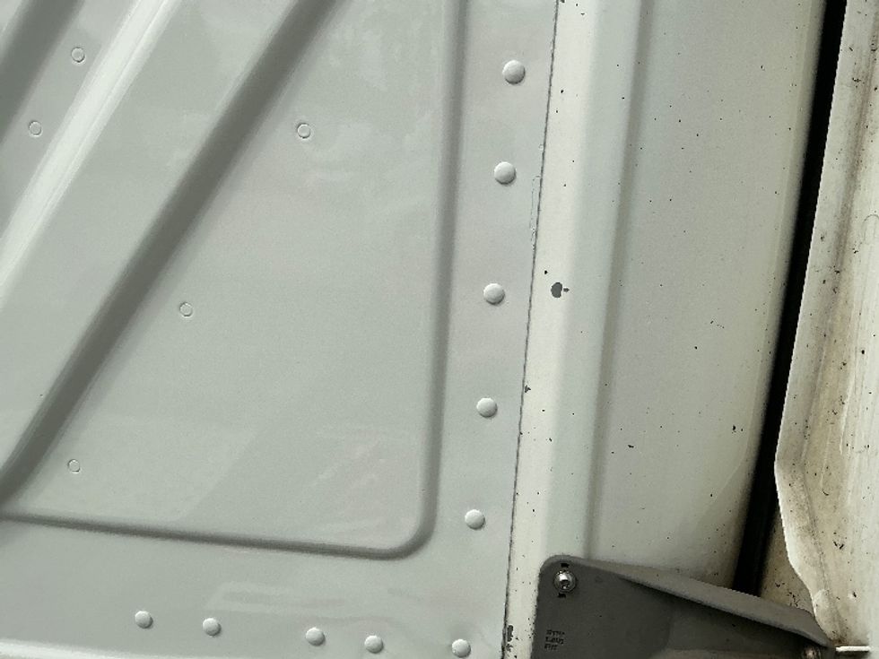 Day Cab Tractor-Heavy Duty Tractors-Freightliner-2021-T11664ST-Chicopee-MA-639,910\n\t\tmiles-$ 29,000 - Image 19