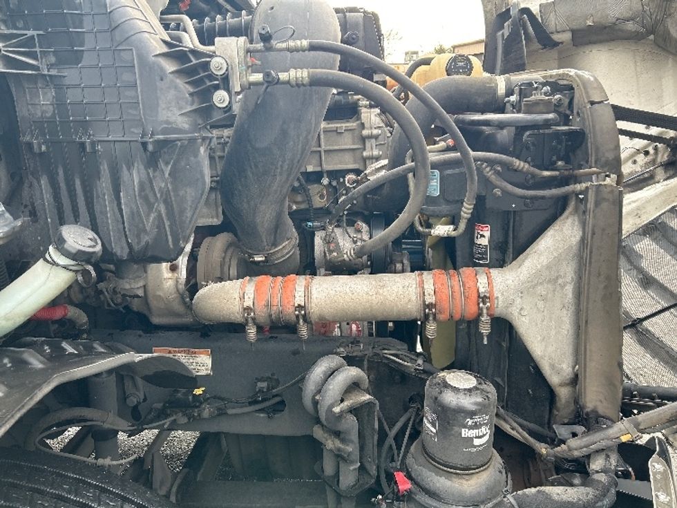 Day Cab Tractor-Heavy Duty Tractors-Freightliner-2021-T11664ST-Clackamas-OR-477,178\n\t\tmiles-$ 48,500 - Image 15