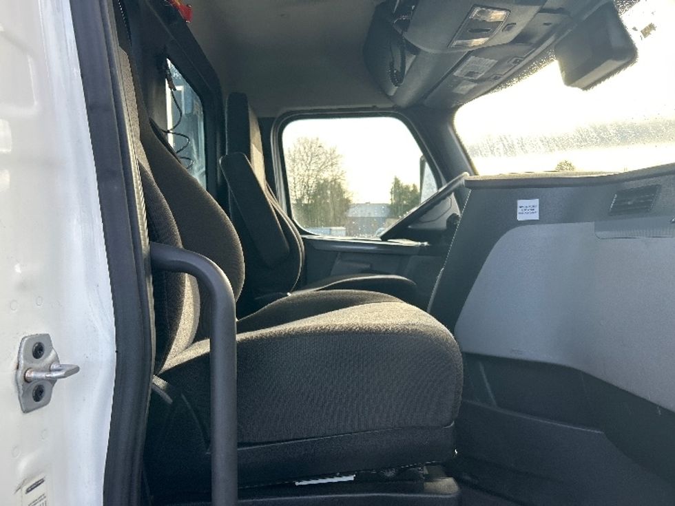 Day Cab Tractor-Heavy Duty Tractors-Freightliner-2021-T11664ST-Clackamas-OR-481,929\n\t\tmiles-$ 48,000 - Image 14