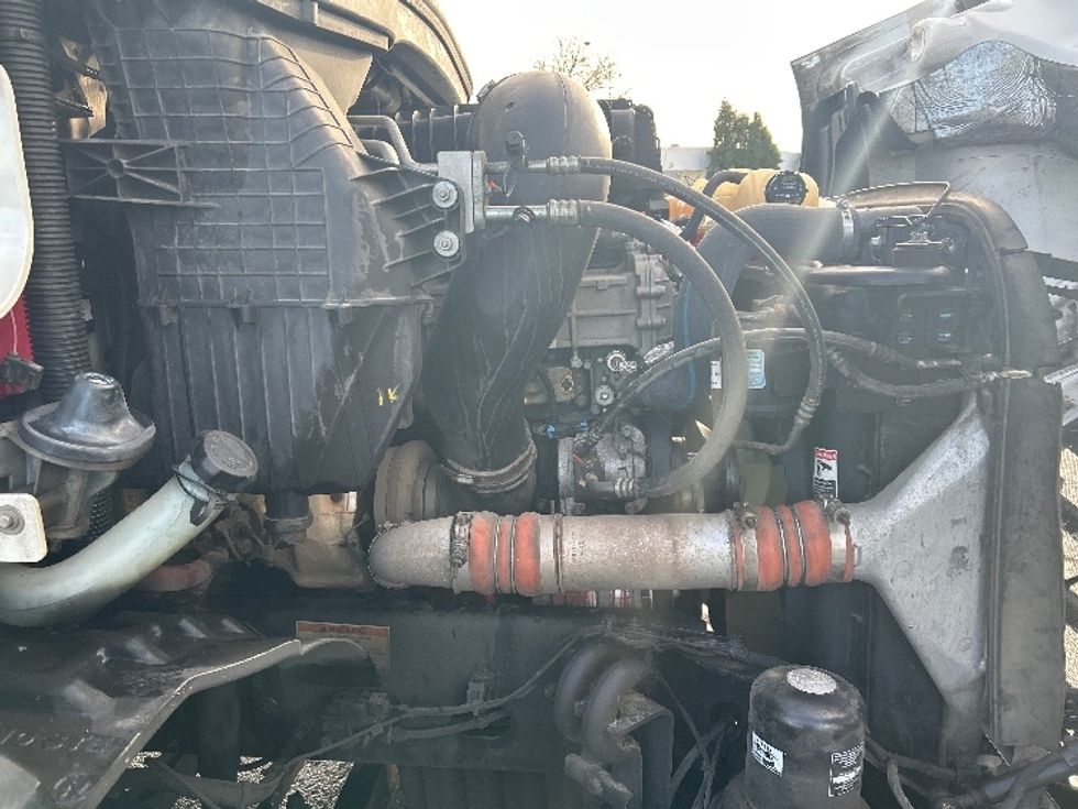 Day Cab Tractor-Heavy Duty Tractors-Freightliner-2021-T11664ST-Clackamas-OR-481,929\n\t\tmiles-$ 48,000 - Image 15