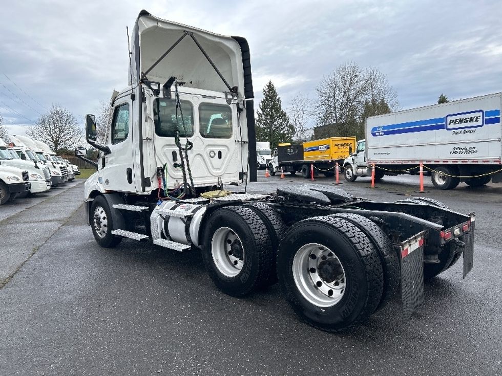 Day Cab Tractor-Heavy Duty Tractors-Freightliner-2021-T11664ST-Clackamas-OR-505,055\n\t\tmiles-$ 45,500 - Image 5