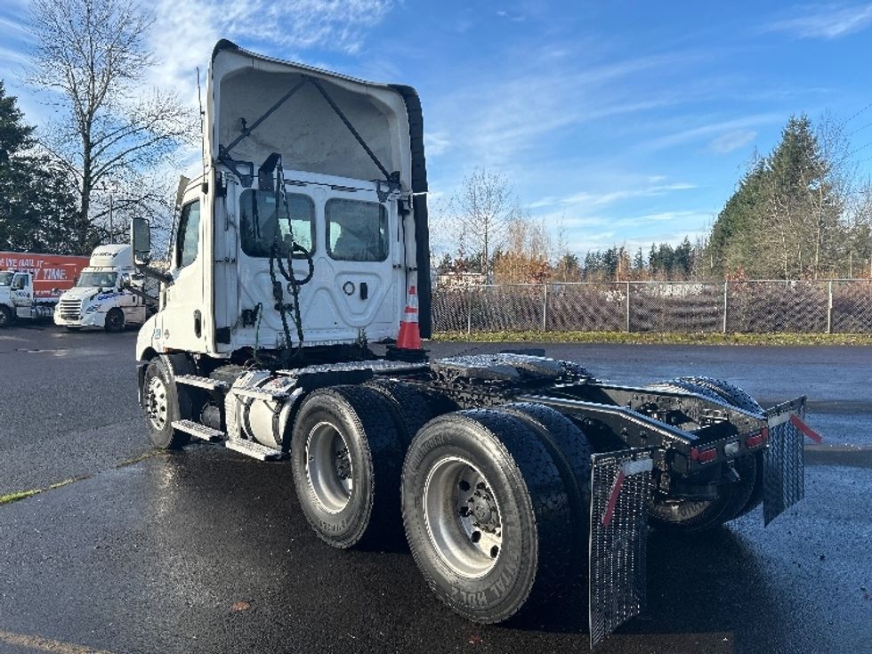 Day Cab Tractor-Heavy Duty Tractors-Freightliner-2021-T11664ST-Clackamas-OR-547,696\n\t\tmiles-$ 41,000 - Image 5