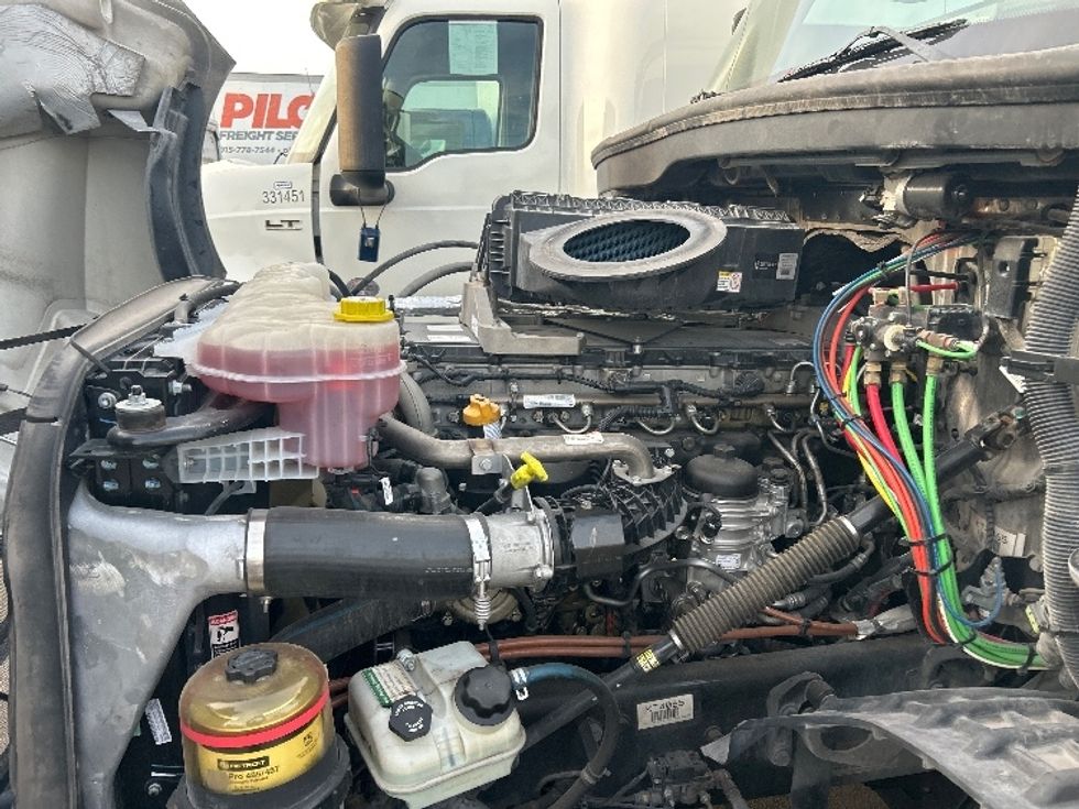 Day Cab Tractor-Heavy Duty Tractors-Freightliner-2021-T11664ST-El Paso-TX-525,234\n\t\tmiles-$ 46,000 - Image 16