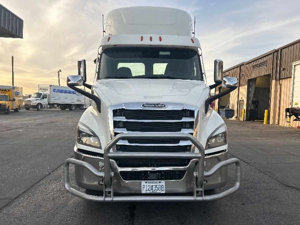 Day Cab Tractor-Heavy Duty Tractors-Freightliner-2021-T11664ST-El Paso-TX-525,234\n\t\tmiles-$ 46,000 - Image 2