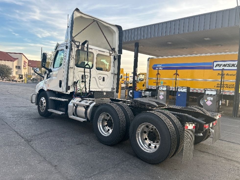 Day Cab Tractor-Heavy Duty Tractors-Freightliner-2021-T11664ST-El Paso-TX-525,234\n\t\tmiles-$ 46,000 - Image 5