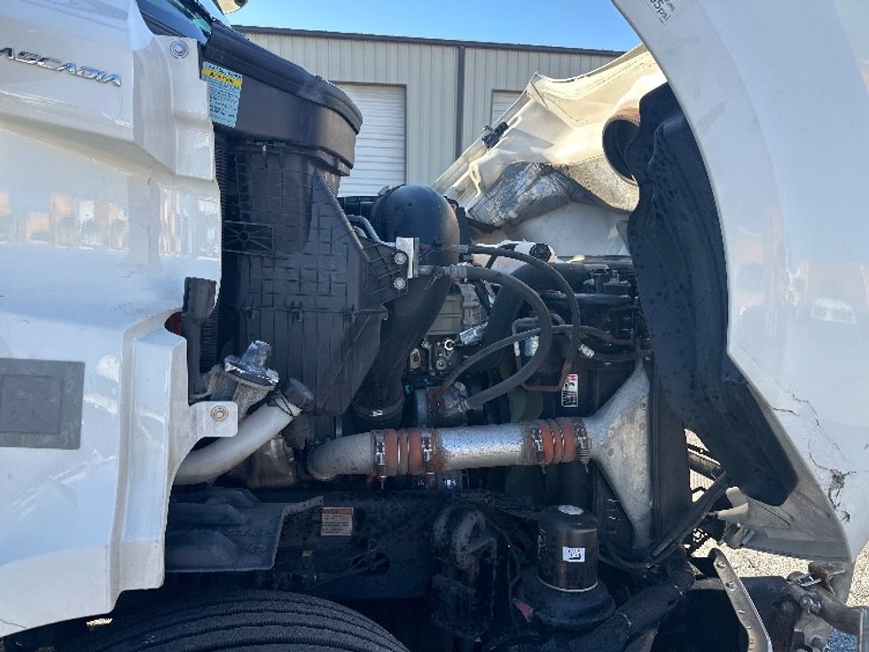 Day Cab Tractor-Heavy Duty Tractors-Freightliner-2021-T11664ST-Forest Park-GA-433,413\n\t\tmiles-$ 53,750 - Image 15