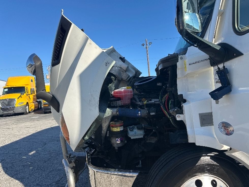 Day Cab Tractor-Heavy Duty Tractors-Freightliner-2021-T11664ST-Forest Park-GA-433,413\n\t\tmiles-$ 53,750 - Image 16