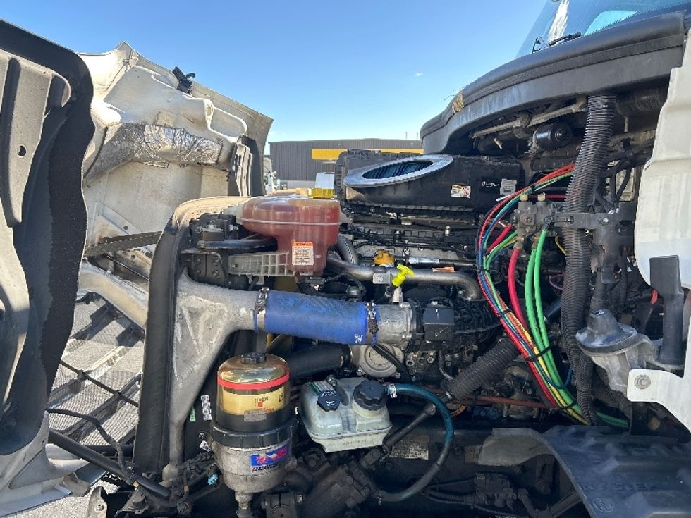 Day Cab Tractor-Heavy Duty Tractors-Freightliner-2021-T11664ST-Forest Park-GA-480,906\n\t\tmiles-$ 48,750 - Image 16