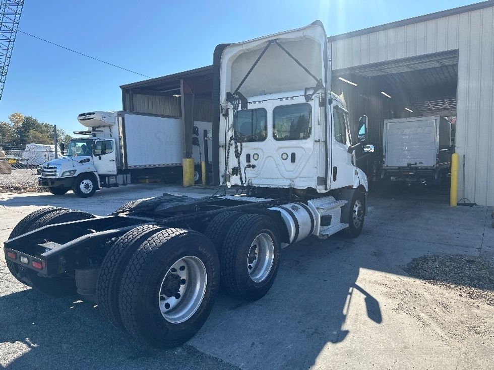Day Cab Tractor-Heavy Duty Tractors-Freightliner-2021-T11664ST-Forest Park-GA-480,906\n\t\tmiles-$ 48,750 - Image 7