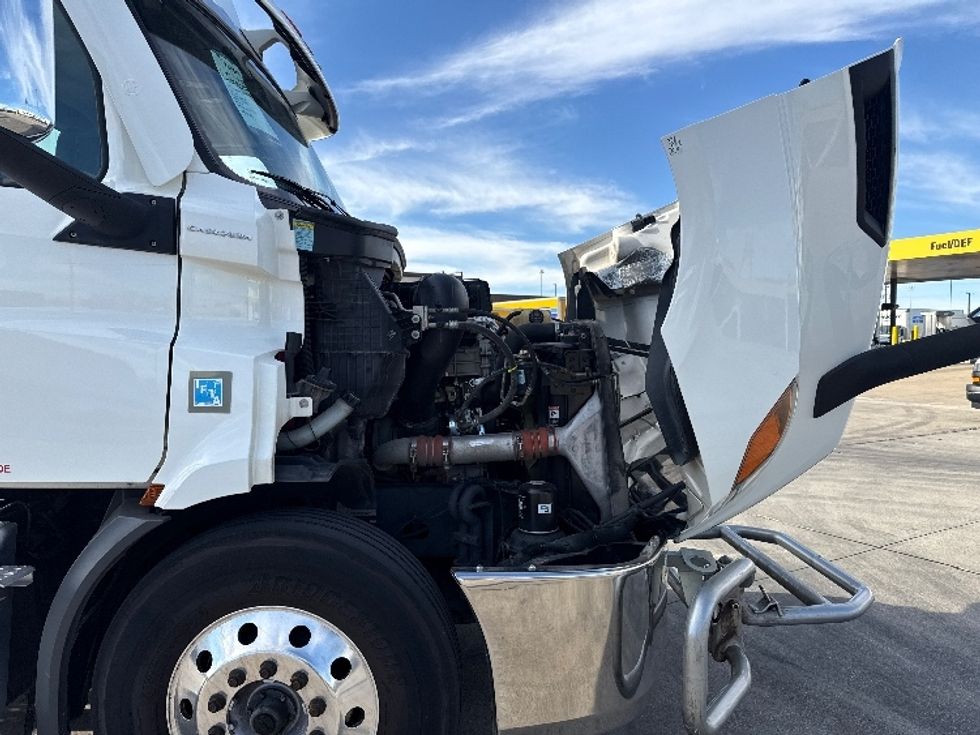 Day Cab Tractor-Heavy Duty Tractors-Freightliner-2021-T11664ST-Grand Prairie-TX-569,136\n\t\tmiles-$ 41,500 - Image 15