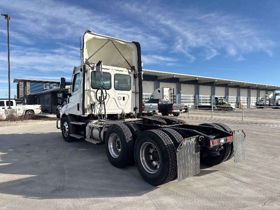 Day Cab Tractor-Heavy Duty Tractors-Freightliner-2021-T11664ST-Greeley-CO-501,716\n\t\tmiles-$ 48,250 - Image 5