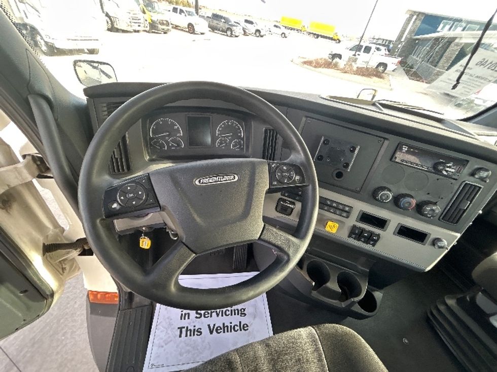 Day Cab Tractor-Heavy Duty Tractors-Freightliner-2021-T11664ST-Greeley-CO-509,278\n\t\tmiles-$ 47,750 - Image 11