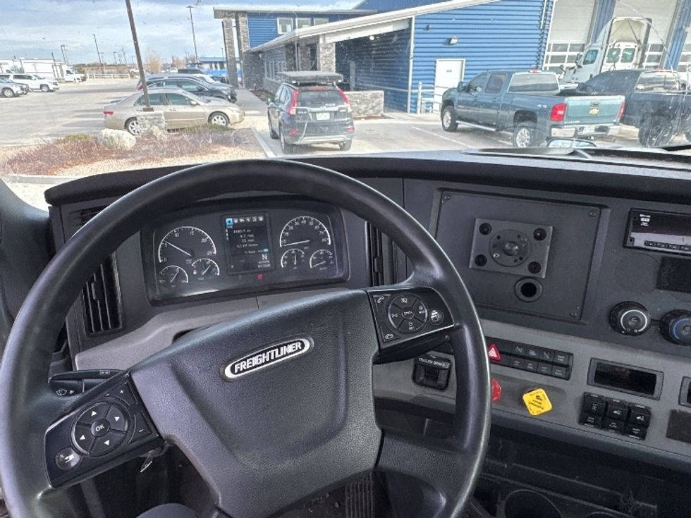 Day Cab Tractor-Heavy Duty Tractors-Freightliner-2021-T11664ST-Greeley-CO-546,292\n\t\tmiles-$ 43,750 - Image 11