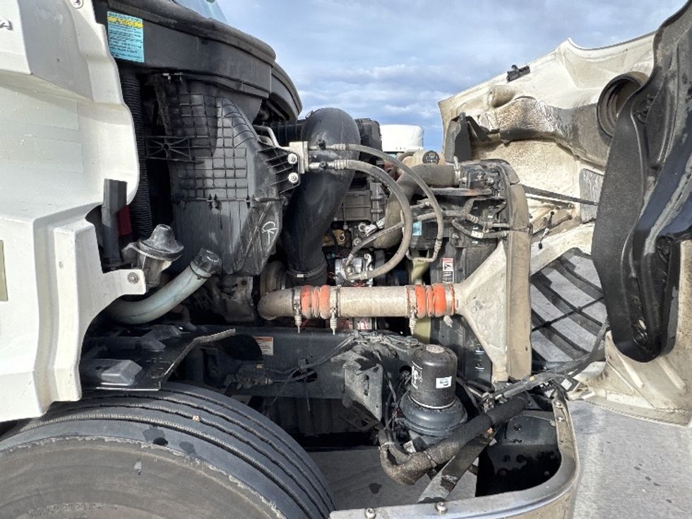 Day Cab Tractor-Heavy Duty Tractors-Freightliner-2021-T11664ST-Greeley-CO-546,292\n\t\tmiles-$ 43,750 - Image 15