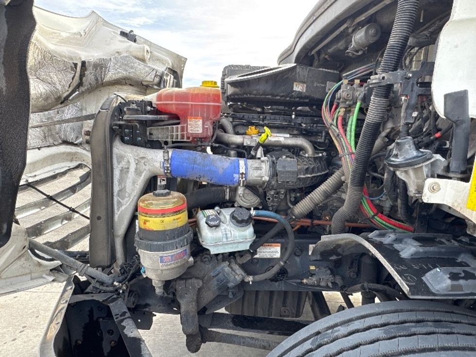 Day Cab Tractor-Heavy Duty Tractors-Freightliner-2021-T11664ST-Greeley-CO-546,292\n\t\tmiles-$ 43,750 - Image 16