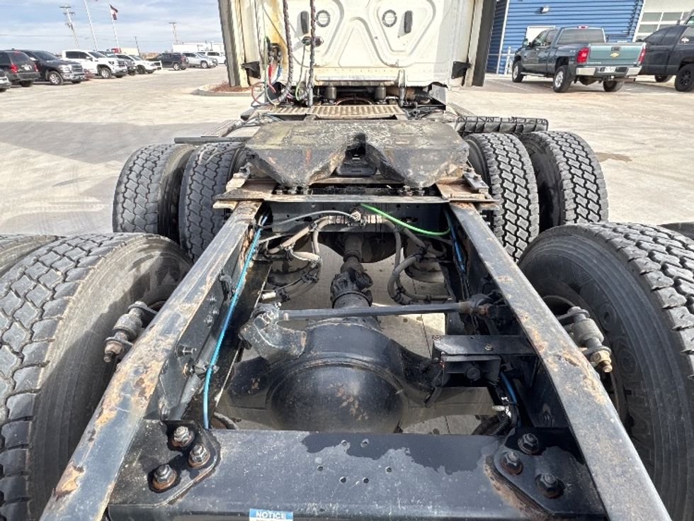 Day Cab Tractor-Heavy Duty Tractors-Freightliner-2021-T11664ST-Greeley-CO-546,292\n\t\tmiles-$ 43,750 - Image 6