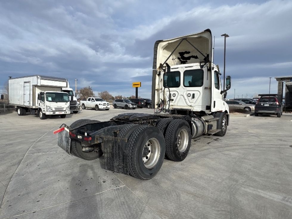 Day Cab Tractor-Heavy Duty Tractors-Freightliner-2021-T11664ST-Greeley-CO-546,292\n\t\tmiles-$ 43,750 - Image 7