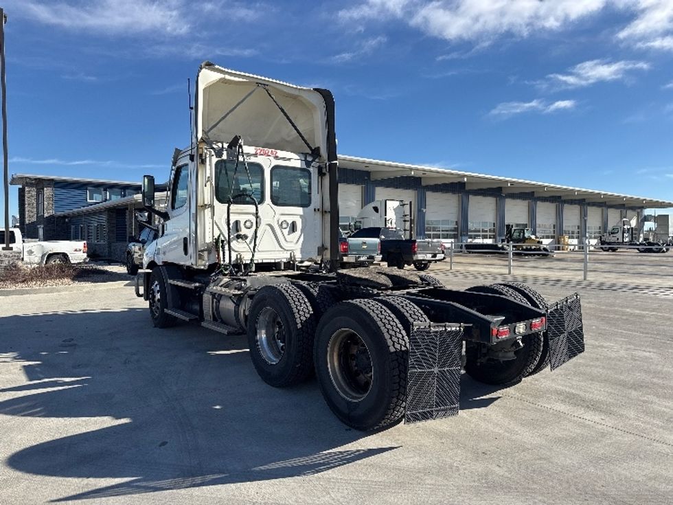 Day Cab Tractor-Heavy Duty Tractors-Freightliner-2021-T11664ST-Greeley-CO-557,093\n\t\tmiles-$ 42,500 - Image 5