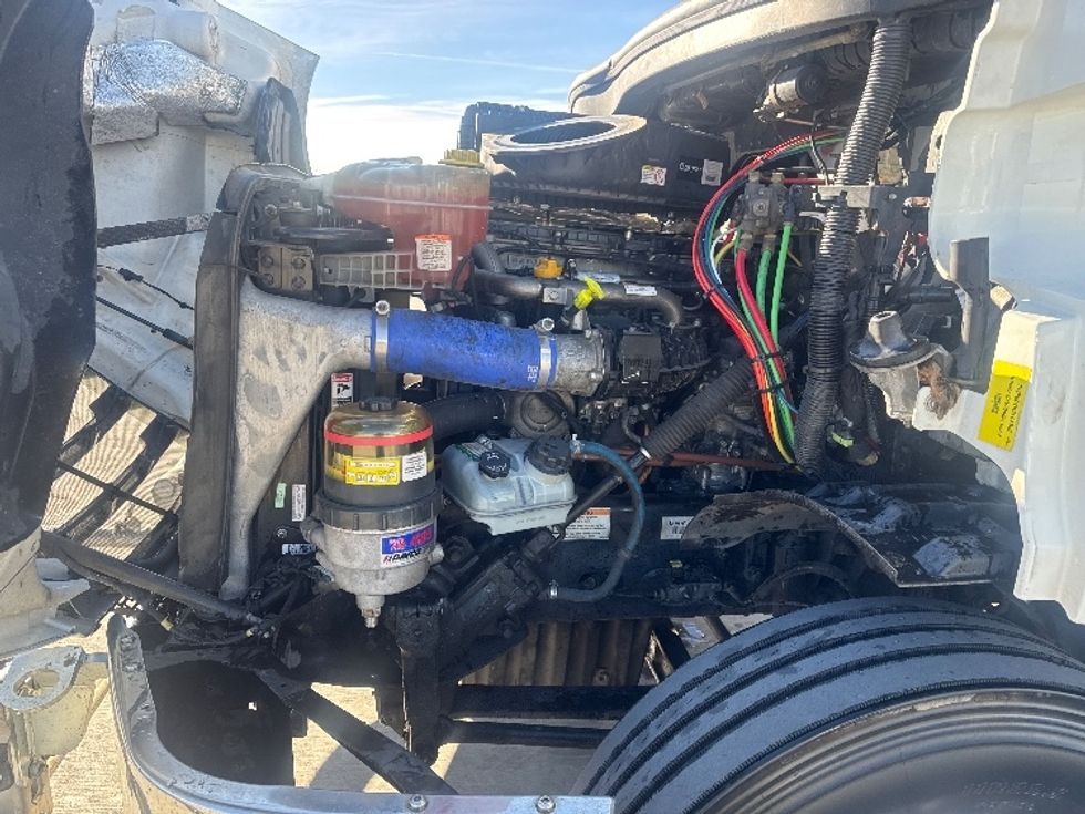 Day Cab Tractor-Heavy Duty Tractors-Freightliner-2021-T11664ST-Greeley-CO-573,683\n\t\tmiles-$ 40,750 - Image 16