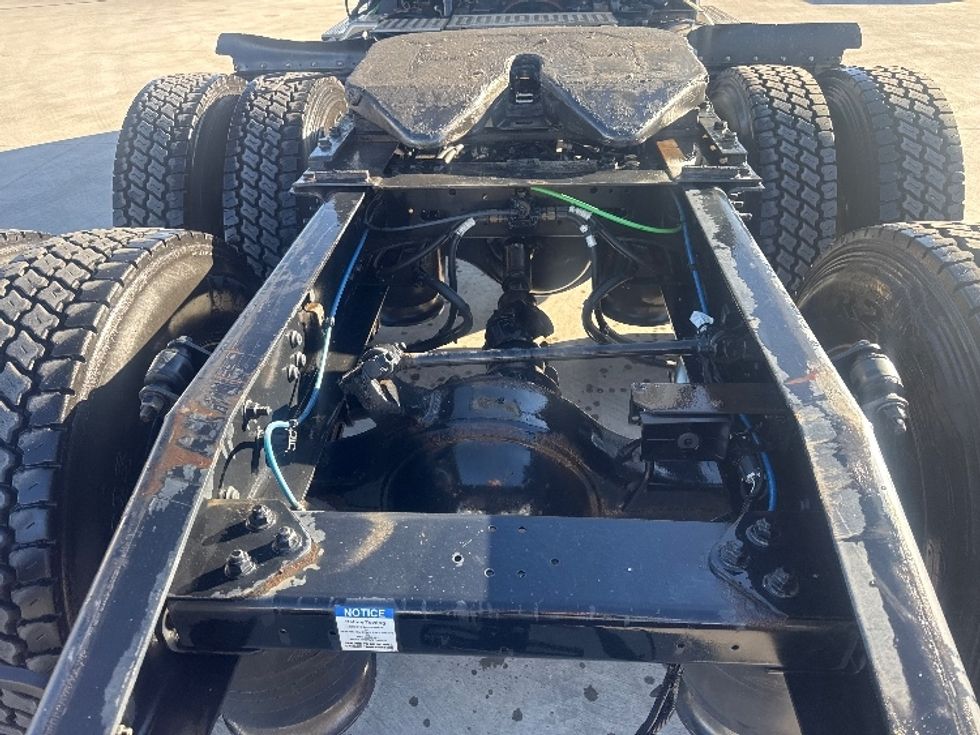 Day Cab Tractor-Heavy Duty Tractors-Freightliner-2021-T11664ST-Greeley-CO-573,683\n\t\tmiles-$ 40,750 - Image 6