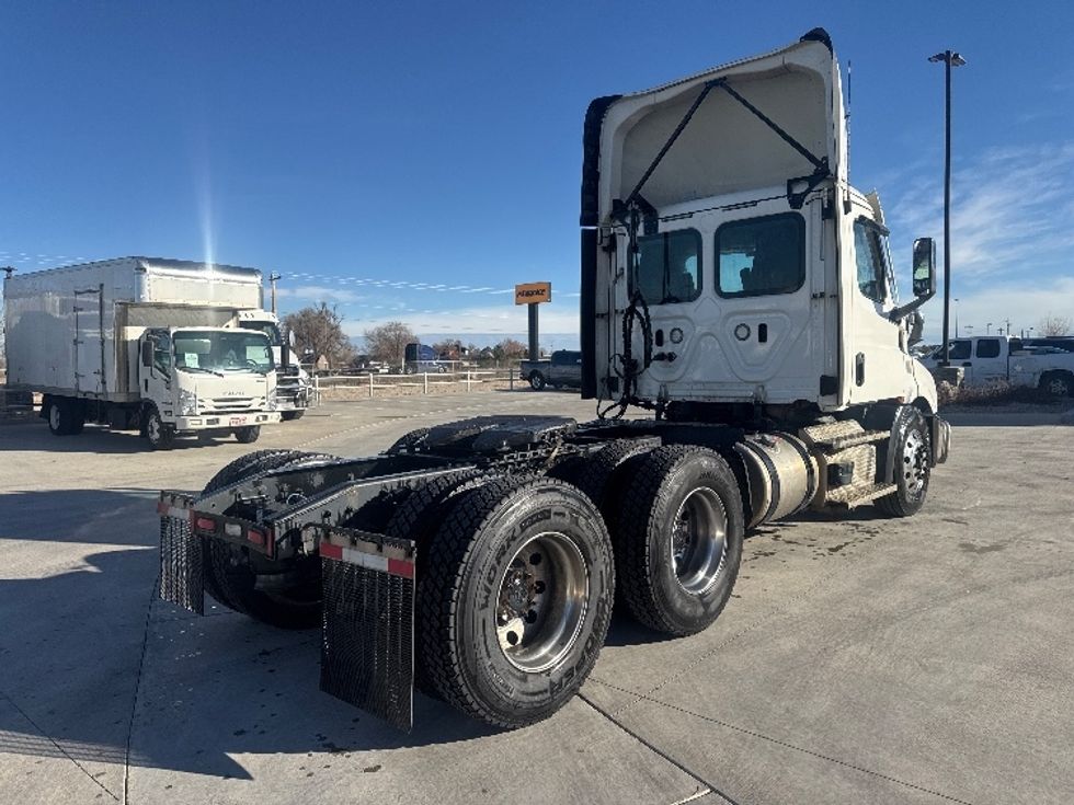 Day Cab Tractor-Heavy Duty Tractors-Freightliner-2021-T11664ST-Greeley-CO-573,683\n\t\tmiles-$ 40,750 - Image 7