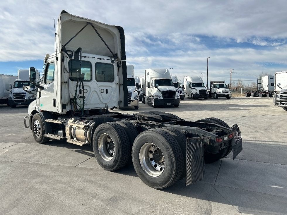Day Cab Tractor-Heavy Duty Tractors-Freightliner-2021-T11664ST-Greeley-CO-630,106\n\t\tmiles-$ 34,500 - Image 5