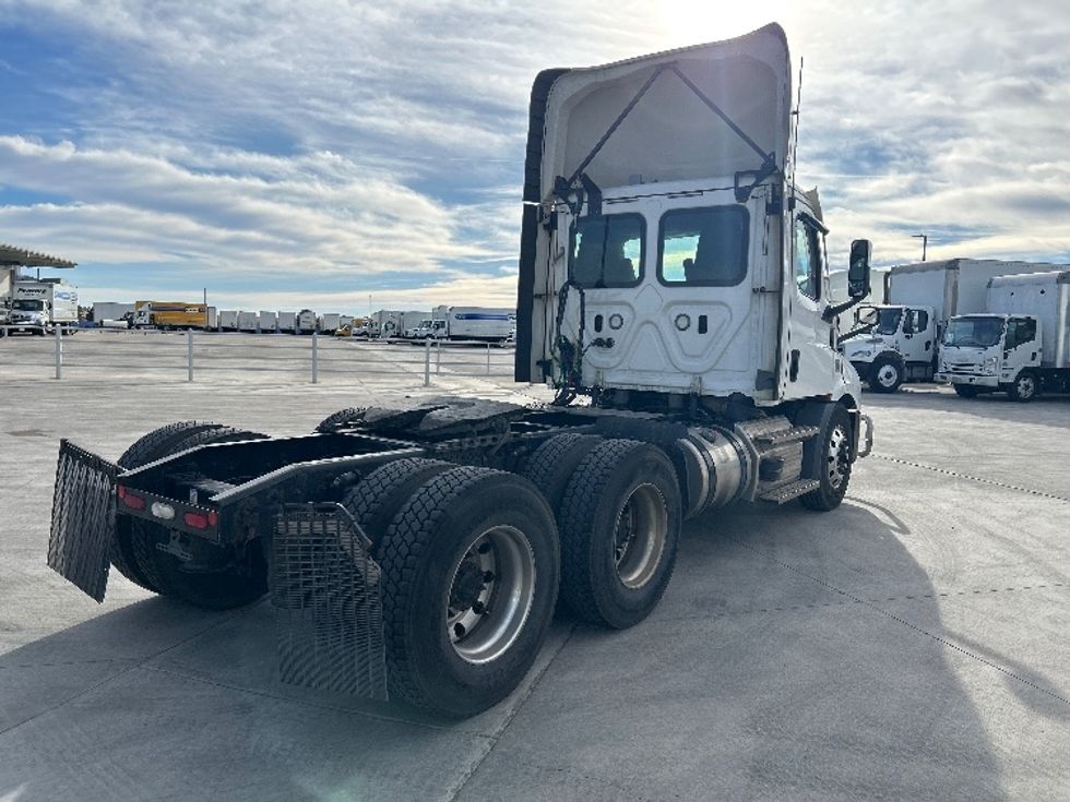 Day Cab Tractor-Heavy Duty Tractors-Freightliner-2021-T11664ST-Greeley-CO-630,106\n\t\tmiles-$ 34,500 - Image 7