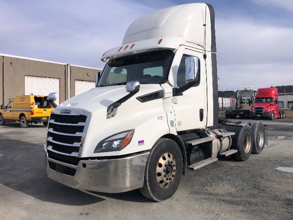 Day Cab Tractor-Heavy Duty Tractors-Freightliner-2021-T11664ST-Guilderland Center-NY-340,542\n\t\tmiles-$ 57,500 - Image 3